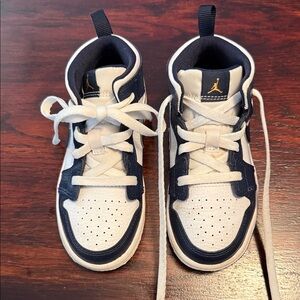 Nike Air Jordan 1 Toddler Size 9C
